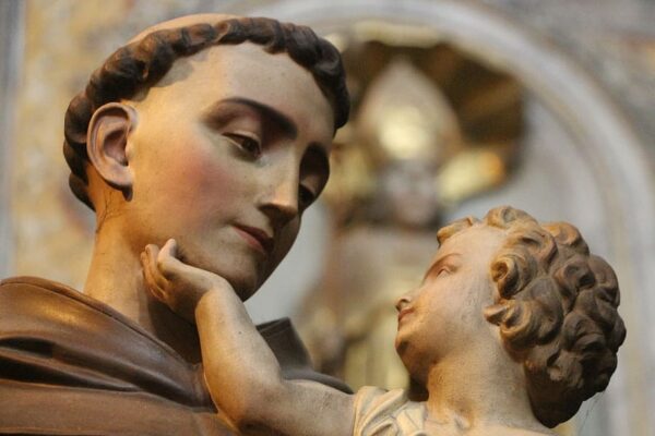 How to clean religious statues: a guide for care and preservation