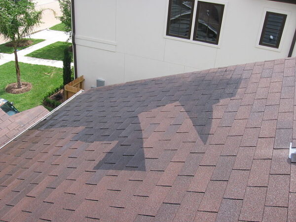 How to safely and effectively clean roof tiles without a pressure washer