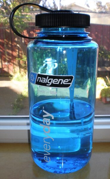 How to clean and maintain your nalgene water bottle