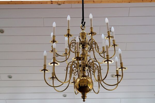 How to clean your brass chandelier