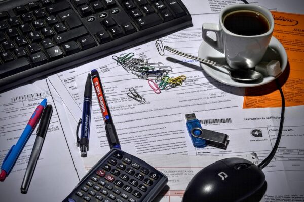 How to tackle messy bookkeeping for a more organized financial management